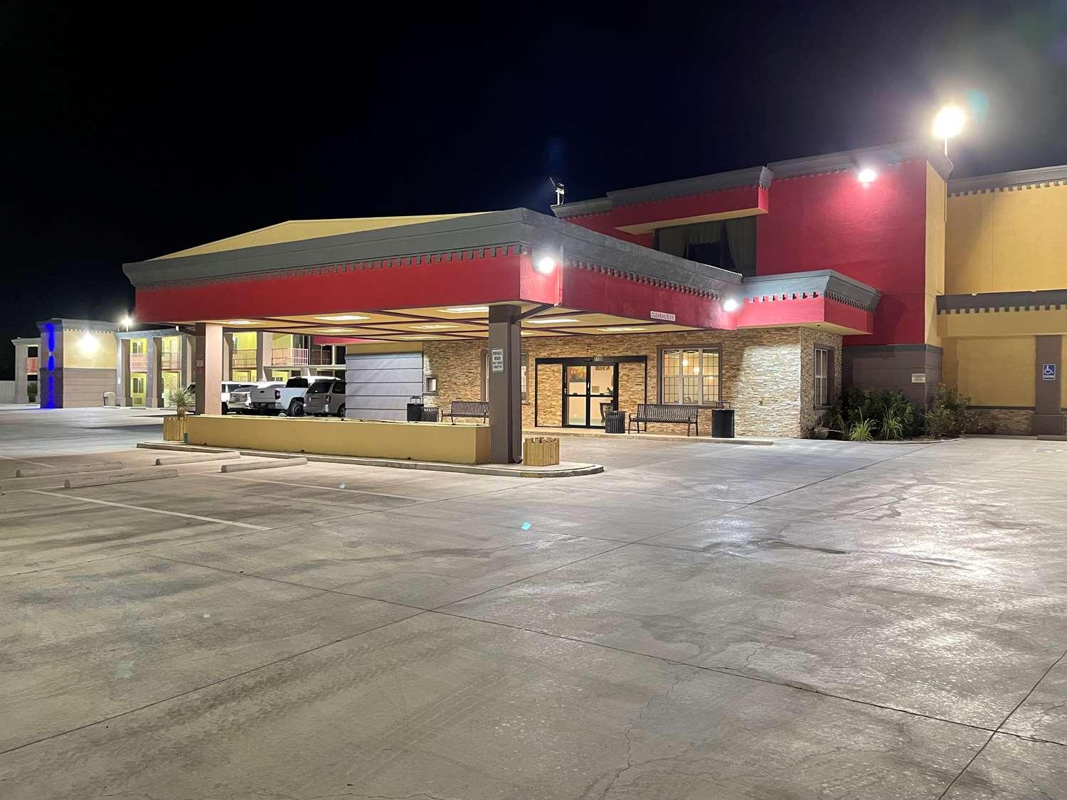 Surestay Plus Hotel By Best Western Odessa Exterior photo
