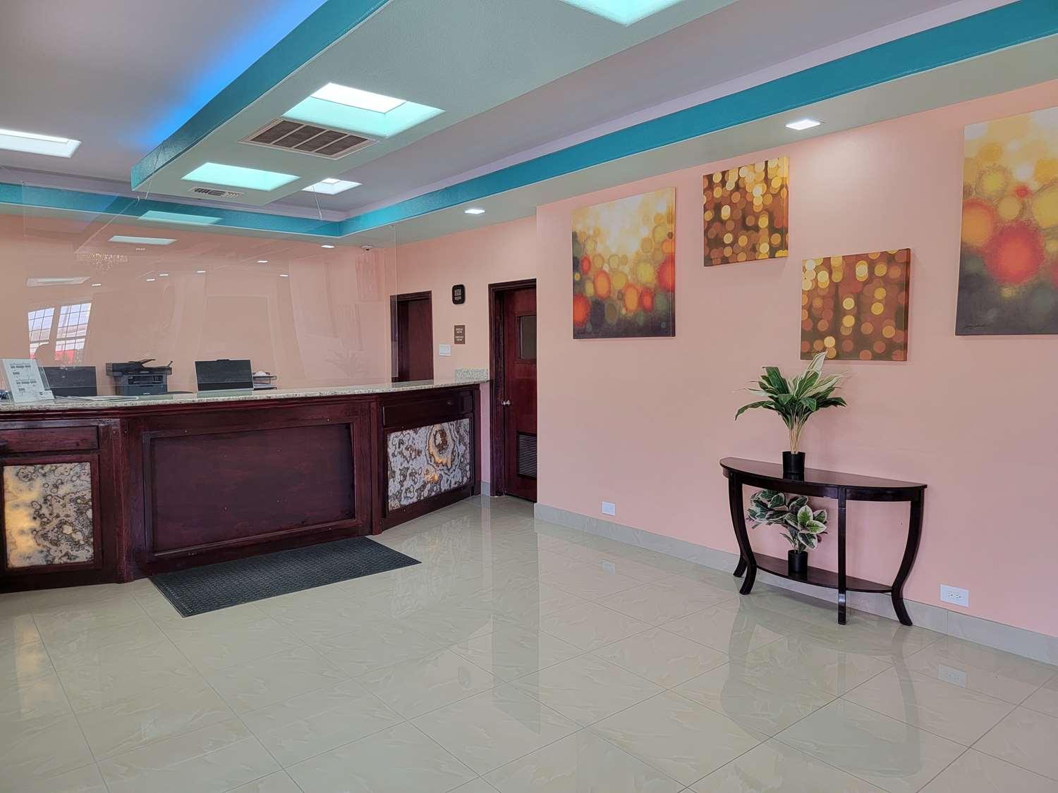 Surestay Plus Hotel By Best Western Odessa Exterior photo