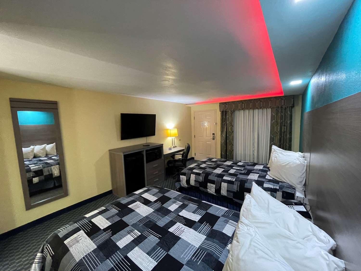 Surestay Plus Hotel By Best Western Odessa Exterior photo